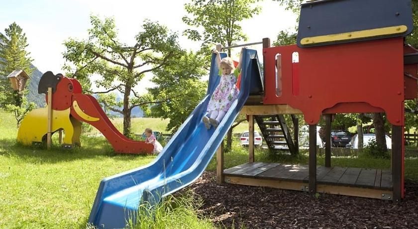 Outdoor Pictures 19