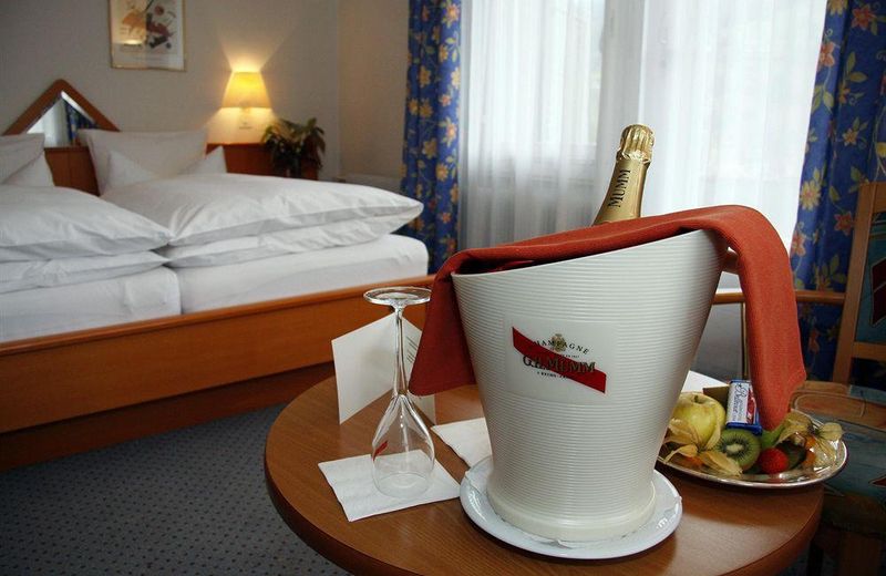 Parkhotel Bellevue