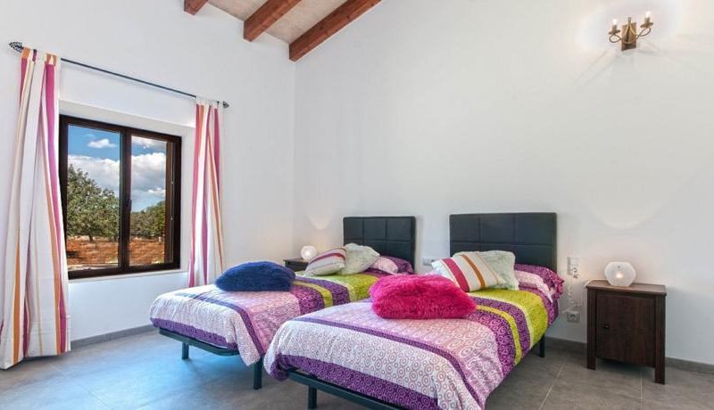 YupiHome Son Guillot De'n Pedro