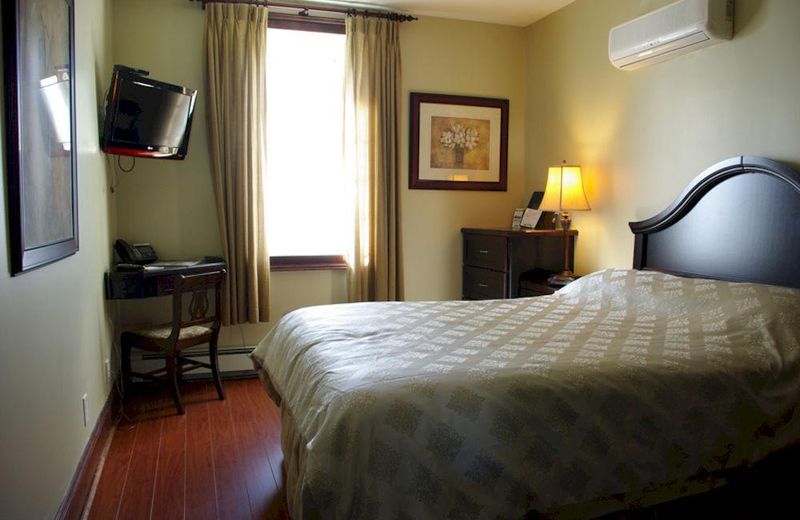 Spanish Bay Inn, CANADA