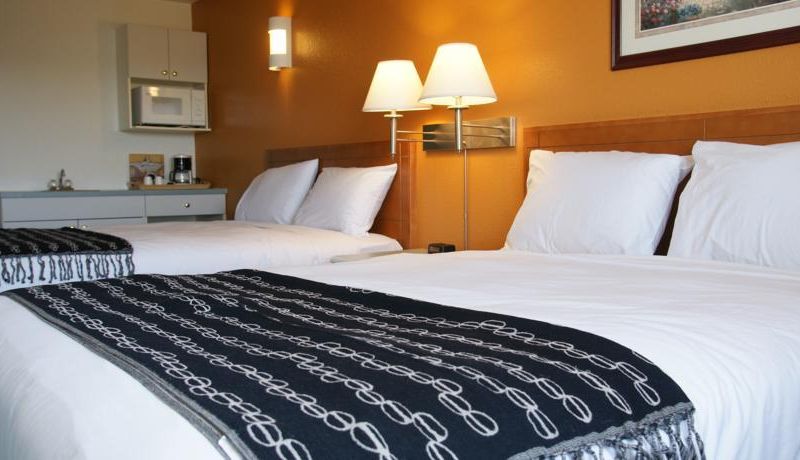 R&R Inn & Suites
