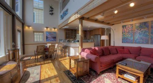 Land's End Resort