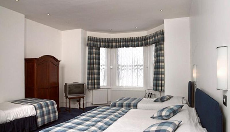 COMFORT HOTEL ENFIELD