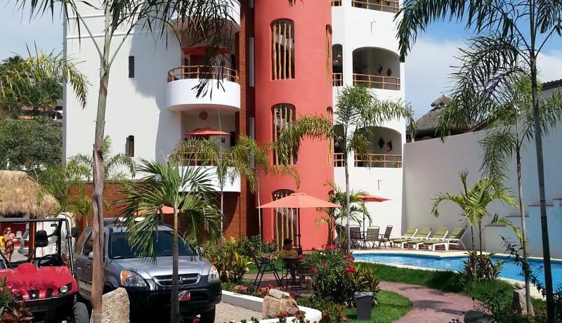 Hotel y Suites Los Encantos
