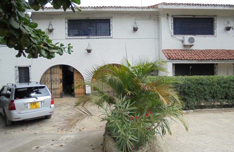 Sea-Front Family Holiday Home