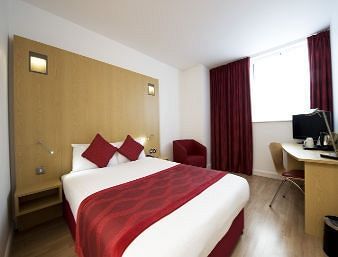 Holiday Inn London - Luton Airport, an IHG Hotel
