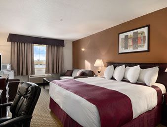 Ramada by Wyndham Red Deer Hotel & Suites