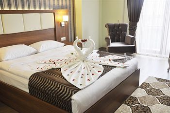Aygur Hotel