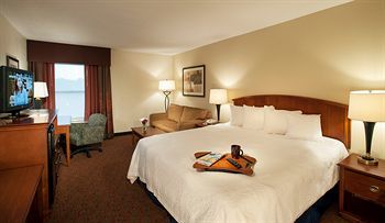 Hampton Inn Woodbridge