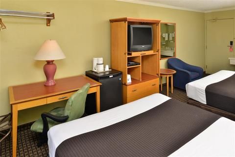 SureStay Plus Hotel by Best Western Hayward