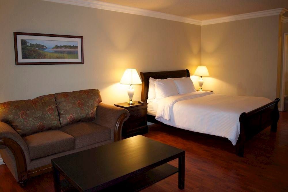 GUEST INN & SUITES