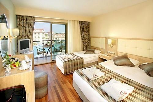 HESTIA RESORT & SPA SIDE