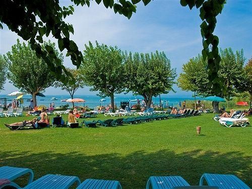 Outdoor Pictures 21