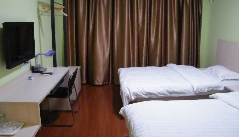 Shanghai Chenyi Hotel