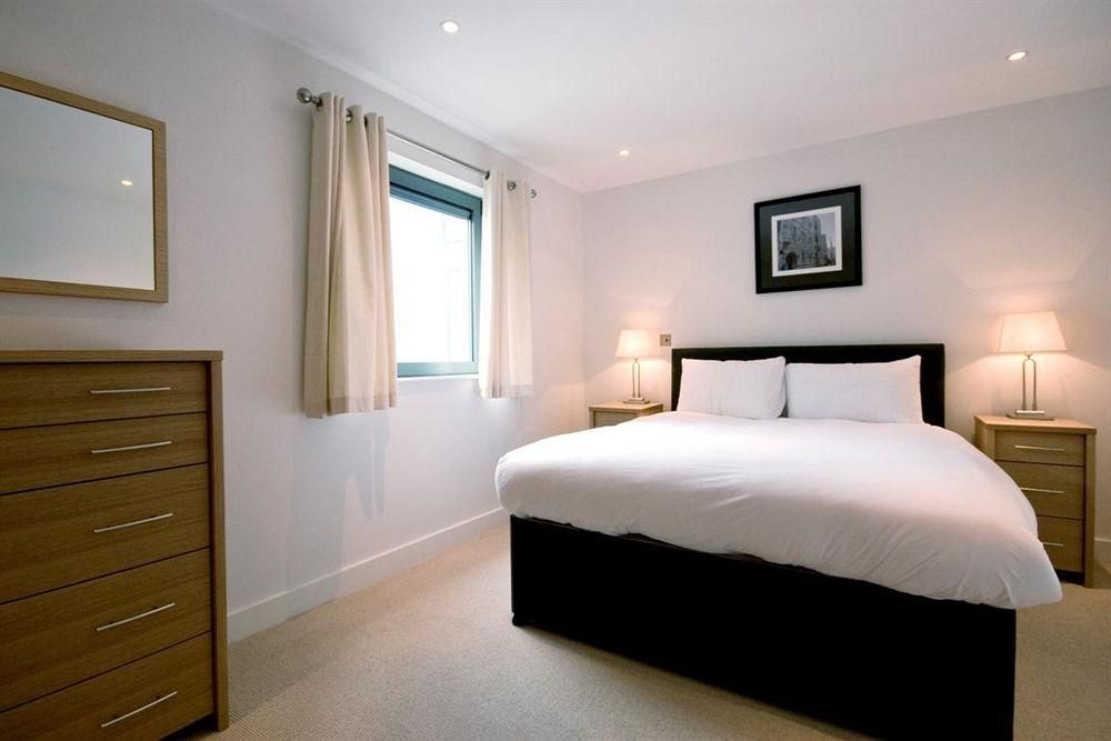 SACO Aparthotel Farnborough