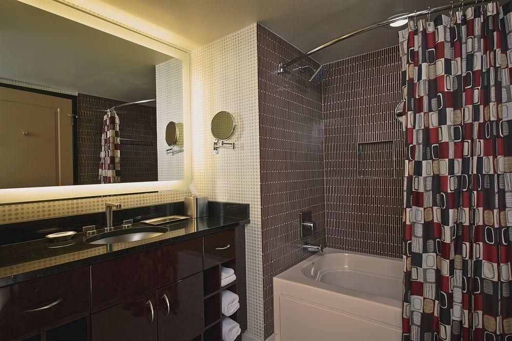 Suites at Elara Las Vegas Strip-No Resort Fees