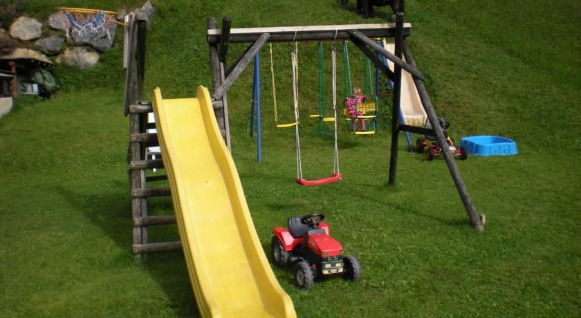 Outdoor Pictures 10