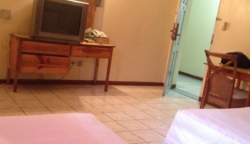 Olympia Crown Hotel