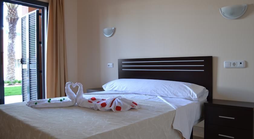 Apartamentos Turisticos Parque Tropical