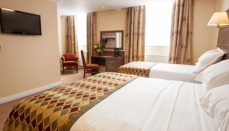 Adair Arms Hotel