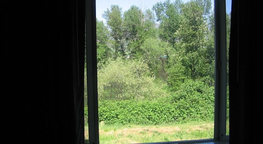 Outdoor Pictures 17