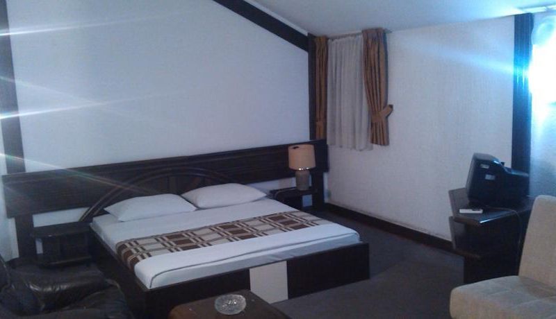 Novi Palas Hotel
