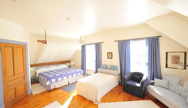 Little Shemogue Inn