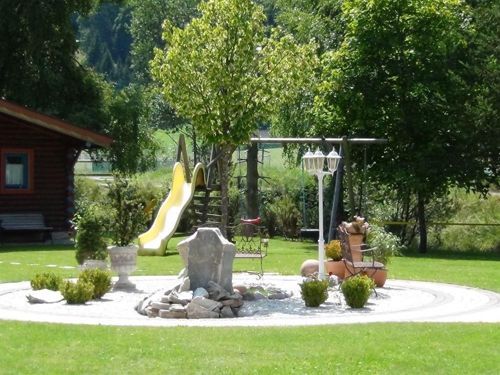 Outdoor Pictures 11