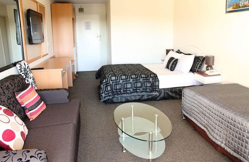 AUCKLAND AIRPORT PACIFIC INN