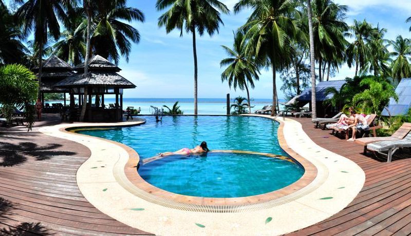 Chaloklum Bay Resort