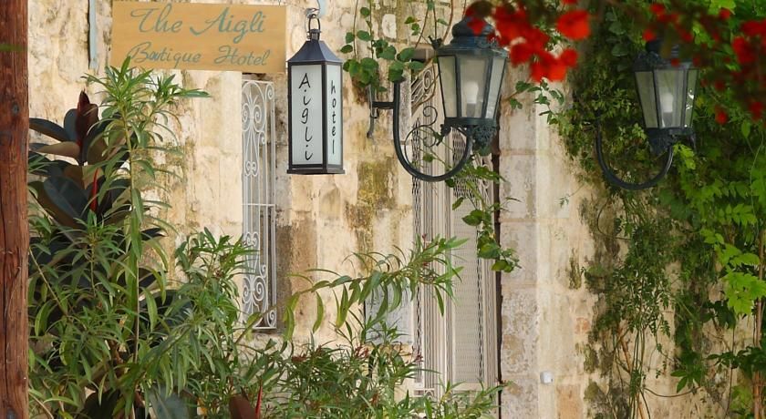 Outdoor Pictures 24