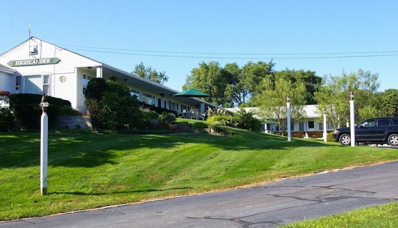 Chatham Highlander Village Inn