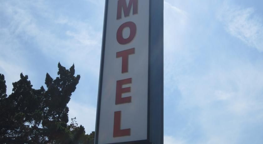 Bartlett Motel