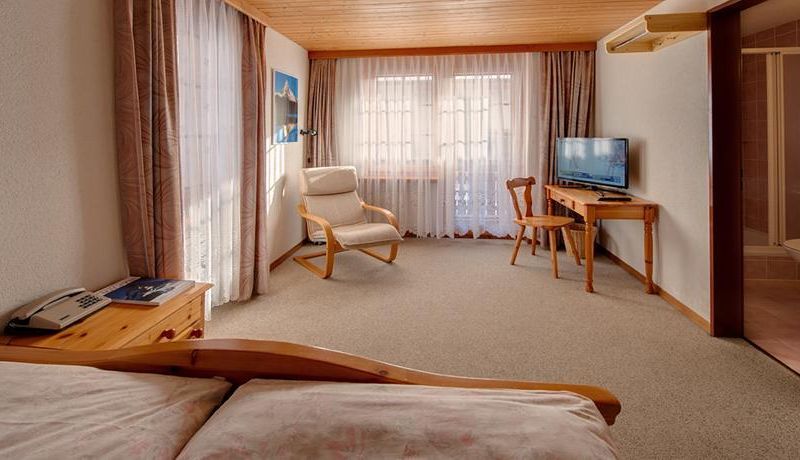 HOTEL KRONIG