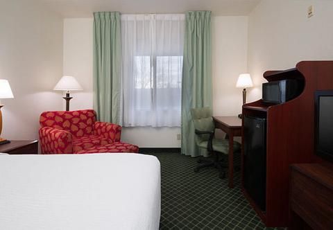 Fairfield Inn by Marriott Tracy
