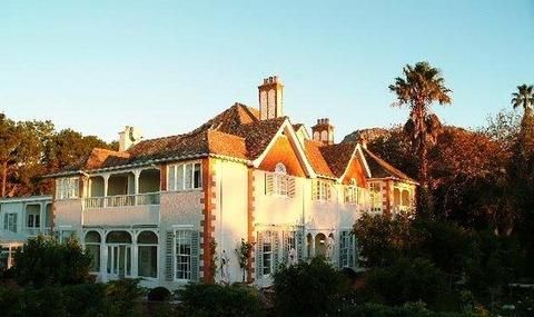 Highlands Country House