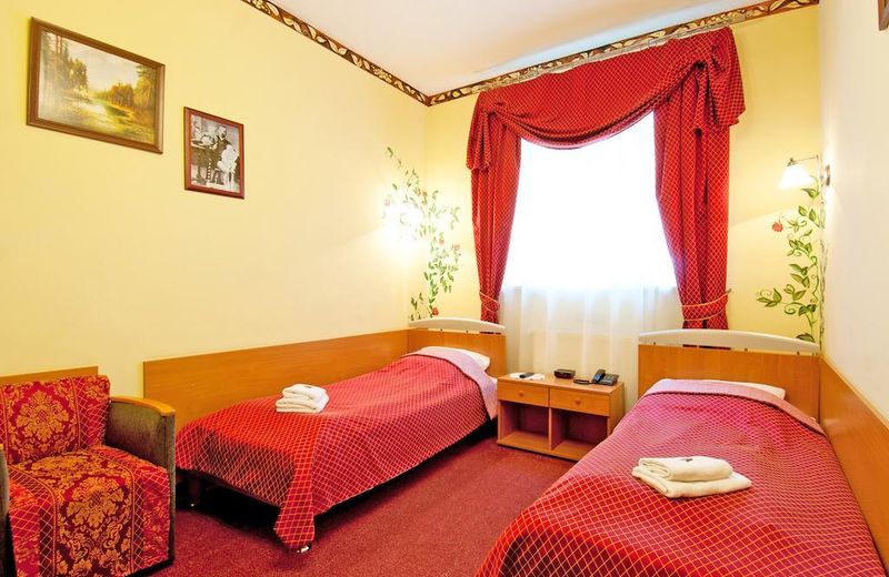 Hotel Trylogia