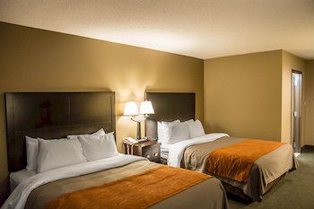 Holiday Inn Express Cincinnati North - Monroe