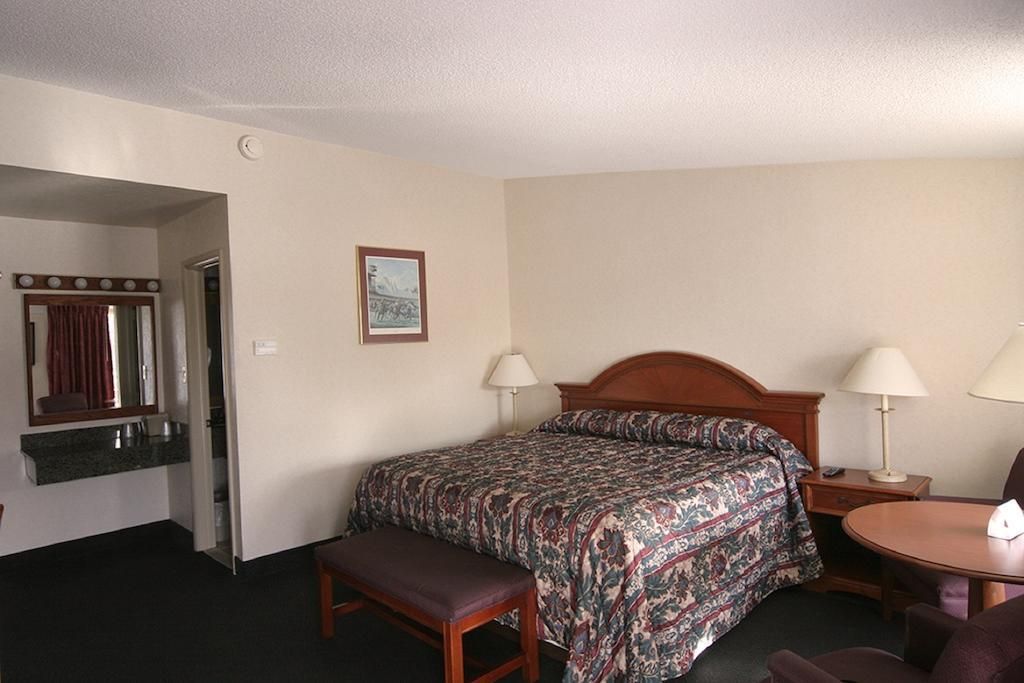 Landmark Motor Inn