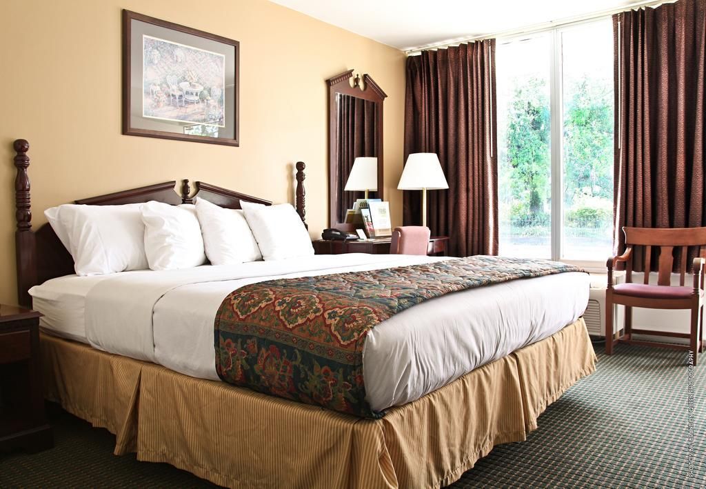 Carmel Inn and Suites Thibodaux