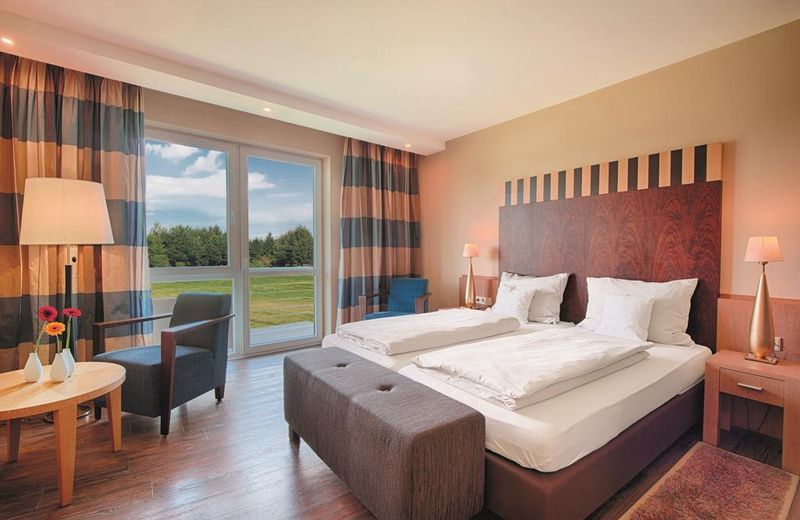 Gut Heckenhof Hotel & Golfresort an der Sieg GmbH & Co. KG