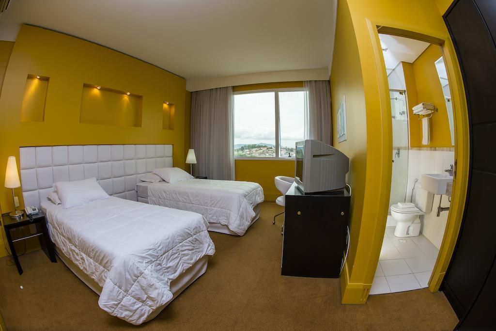 Favorita Golden Hotel e Eventos
