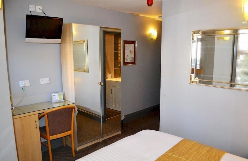JESMOND HOTEL