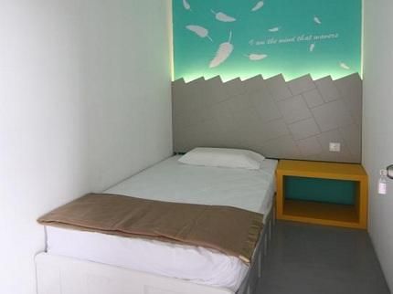 Warm Blanket Hotel