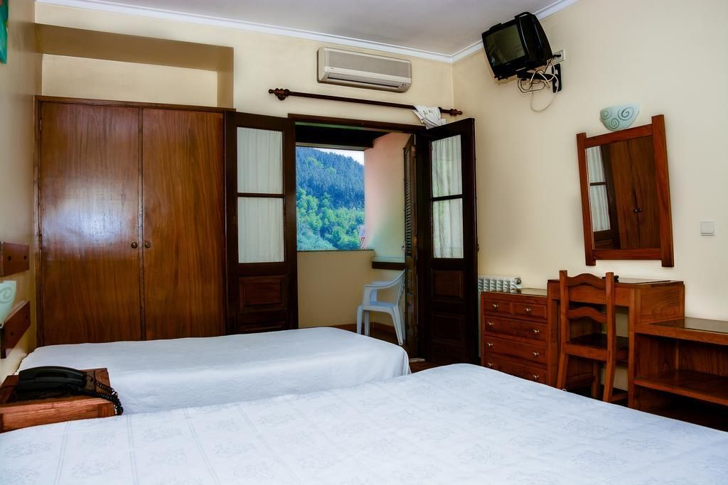 Adelaide Hotel