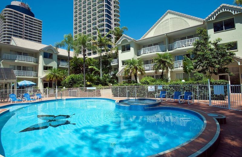 Surfers Tradewinds