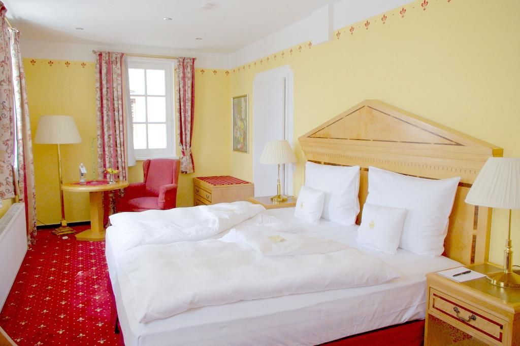 Hotel Burg Staufenberg