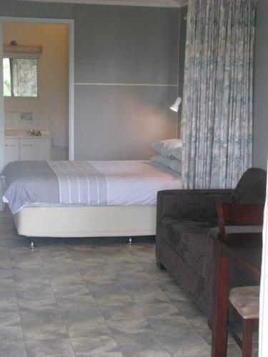 Palmwoods Tropical Village