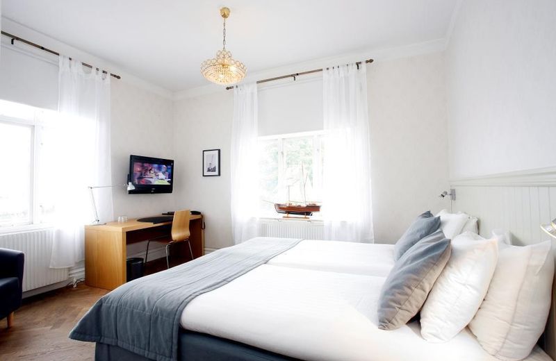 Adels Hotel
