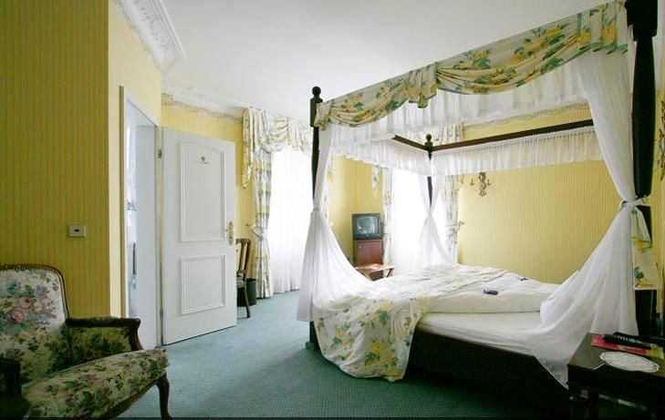 Schlosshotel Michelfeld